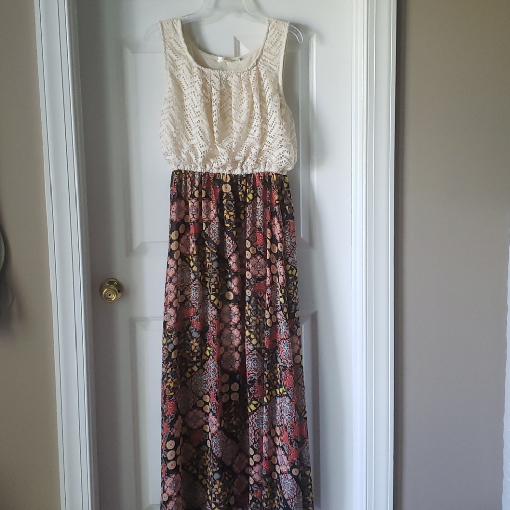 Floral Printed Maxi Dress
